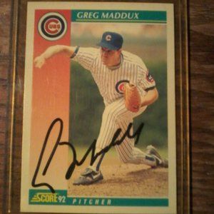 Greg Maddox autographed 1992 Score baseball card
